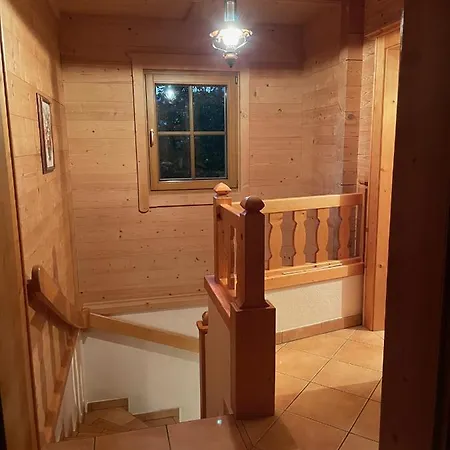 Irmi Alpesi faház *